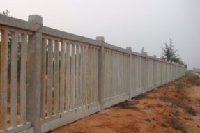 鐵路水泥護欄模具施工案例